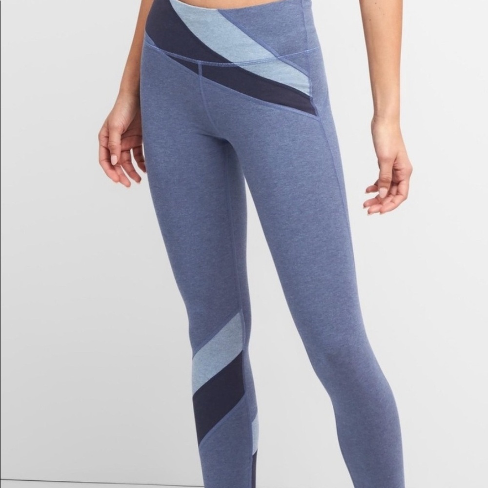 Dark blue leggings